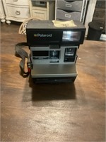 Polaroid Sun 600 LMS camera