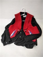 Banjo Black Button Up w/ Woven Red Vest - L