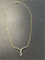 10 KT Diamond Y Necklace