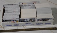 Assorted hockey cards lot, see pics