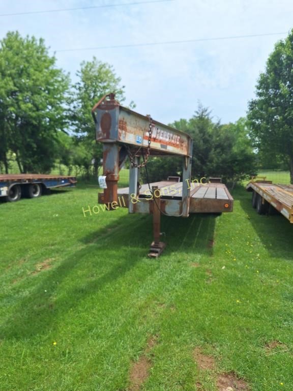 '99 Interstate 20 DT 24' Gooseneck Flat Trailer