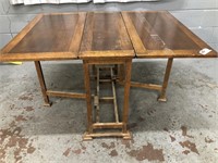 ANTIQUE GATE LEG DROP LEAF TABLE