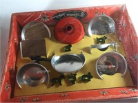 13 pc Mirro Childs Cooking Set