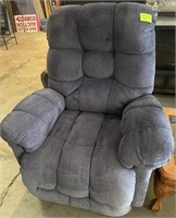 recliner preowned