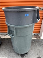 TRASH CANS (INCLUDES ONE DOLLY) (POMPANO, FL -