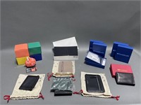 Men’s and Women’s Wallets and Reusable Bags