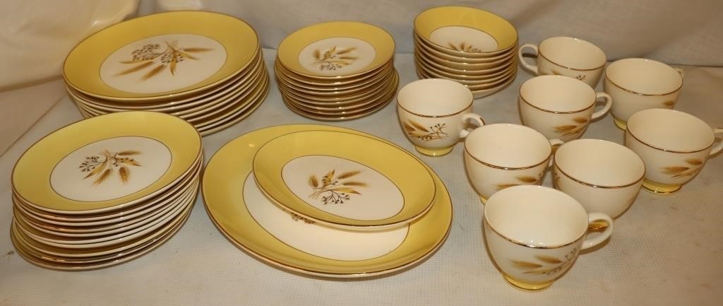 46 pc Century Service Corp. Autumn Gold Dishes