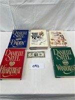 5 Hardcover Danielle Steel Books