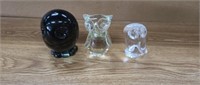 3 vintage blown glass owl paperweights