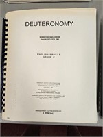 Deuteronomy English Braille Bible Grade 2 NIV 1985