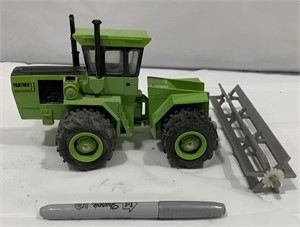 Die Cast Panther Tractor