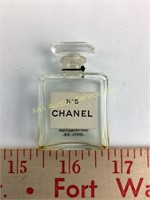 Old Chanel No. 5 bottle .275 oz