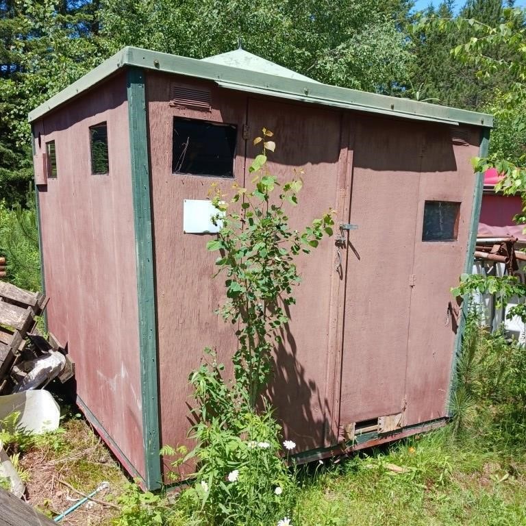 Insulated Chicken Coop/Shed