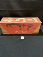 Zyliss Swiss Made 4 in 1 Vise