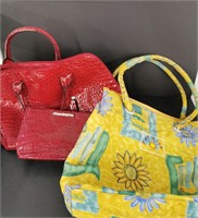 Ladies Beach/Carry on bags