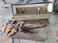 Carpenters toolbox, hand saws - assortment