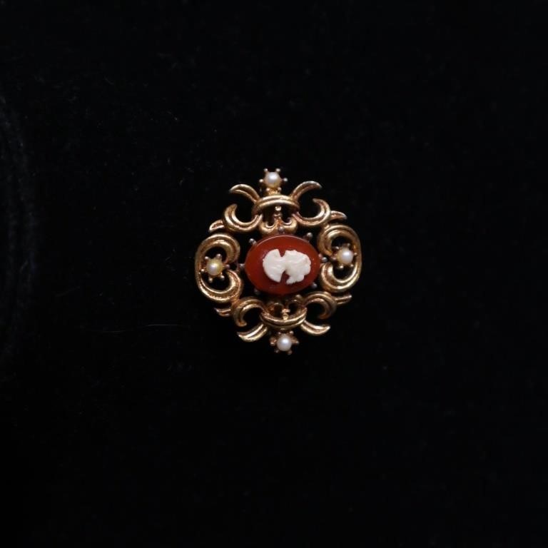 Cameo Pin