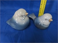 2 Ceramic Birds