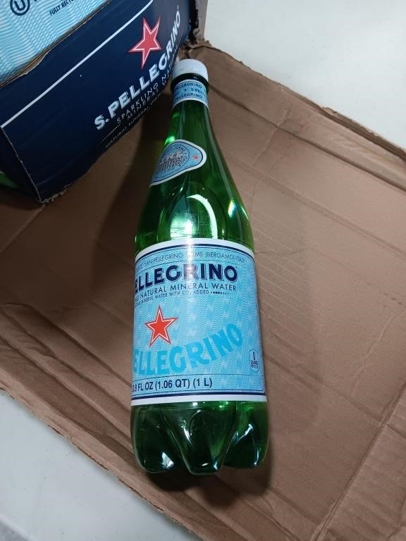S.pellecrino sparkling natural mineral water 12