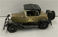 1928 Ford Model T Beam Whiskey Decantor