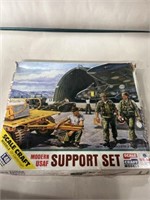 Modern USAF Support set model kit parts still in