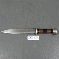 Theatre Type Unmarked Knife
