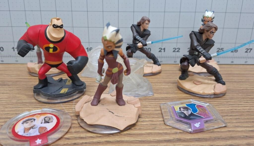 Disney infinity characters lot, Mr incredible,