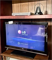 37" LG flat screen TV, Sanyo DVD player, antenna