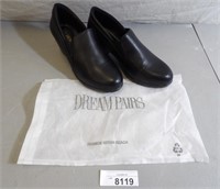 Dream Pairs Chunky Closed Toe Shoes 8wide