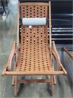 Sunbrella - Wood Woven Beach / Lawn Chair