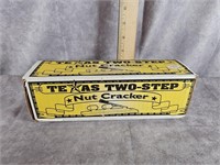 TEXAS TWO-STEP NUT CRACKER