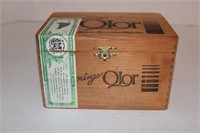 Wood Cigar Box 4 x 7 x 4