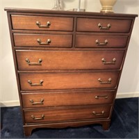 8 DRAWER CHEST OF DRAWERS - DOME DAMAGE TO TOP