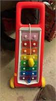 LITTLE TIKES MUSICAL XYLOPHONE PULL TOY TAP