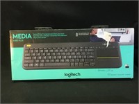 Logitech media K600 plus keyboard