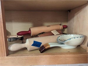 (2) Rolling Pins, (2) Spoon Trays
