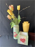 Metal case w/tulips, yellow vase 9", 6" sq w
