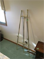 gold easel