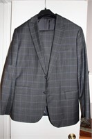 Gray Stafford Suit 42/44 Jacket, 34 x 30 pants