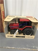 Ertl, Case IH Maxxum 5140 tractor