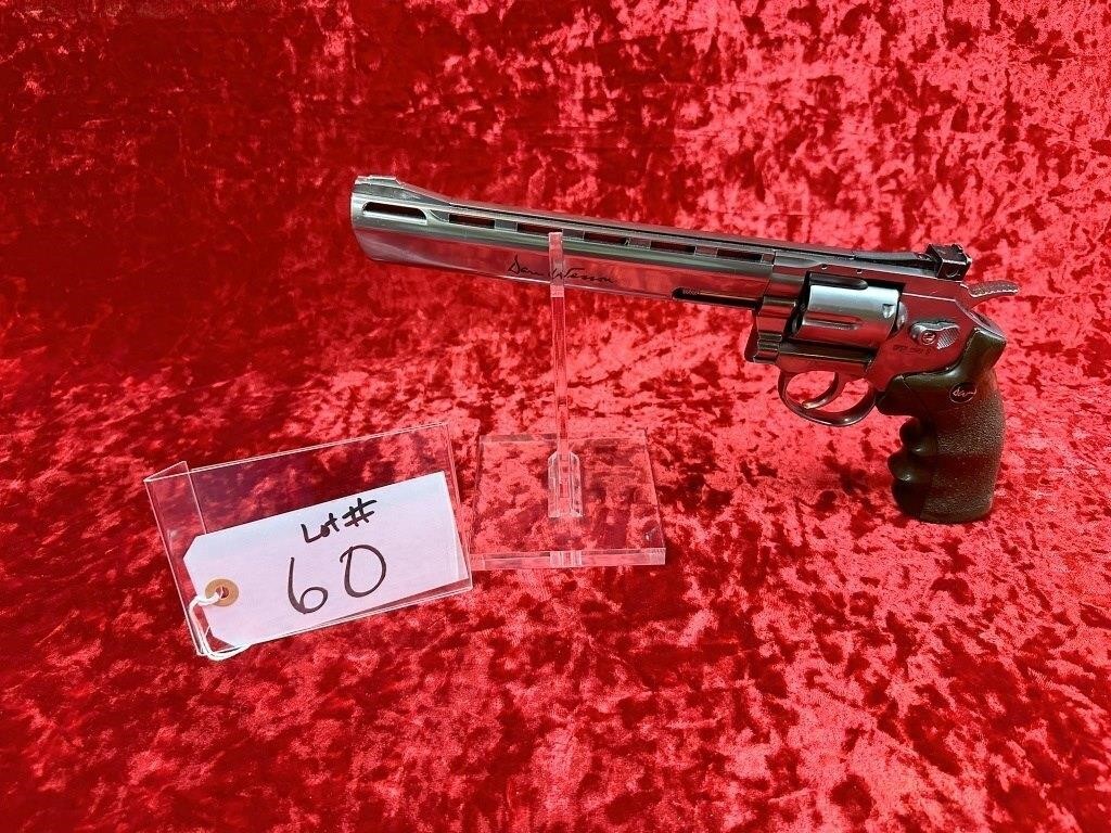 DAN WESSON ASG 6 MM BB GUN