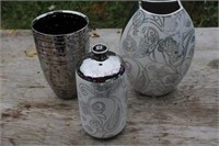 3 decorative Vases