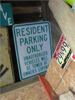 resident parking only sign