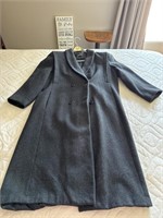 Donnybrook 100% Ladies Coat gray black color Made