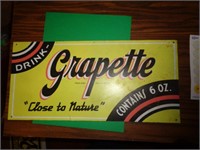 METAL SIGN 7 1/2" X 16" GRAPETTE