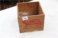 Red Coon Tobacco Box