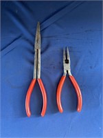 PAIR OF VINTAGE SNAP-ON PLIERS. 11 INCH EXTRA