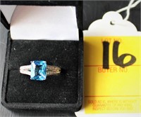 S.S. Ring w/Faceted Blue Gemstones & Multiple CZ