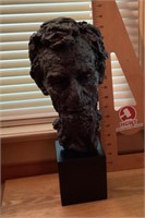 Lincoln bust