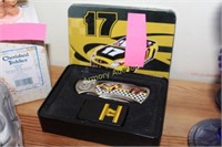 #17 NASCAR COLLECTOR KNIFE AND LIGHTER IN TIN